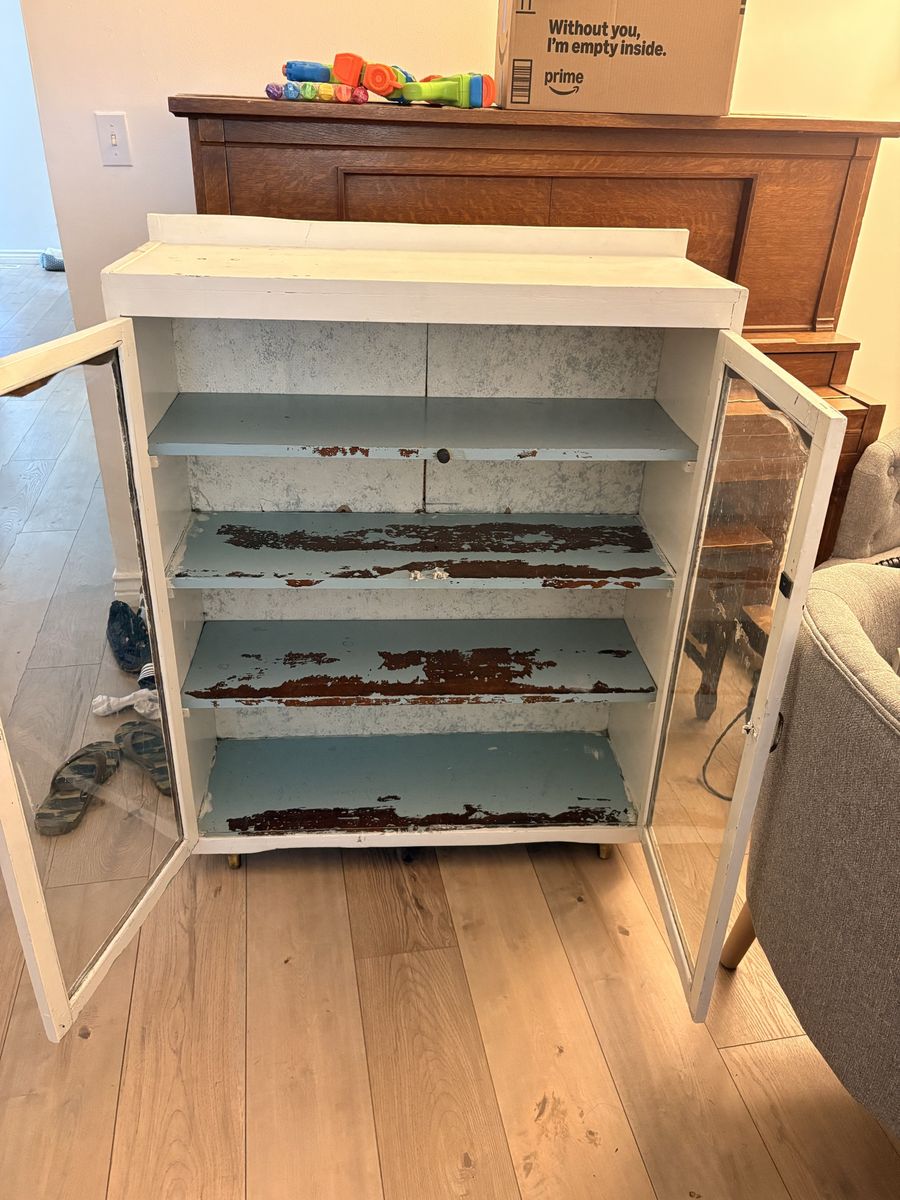 Vintage cabinet