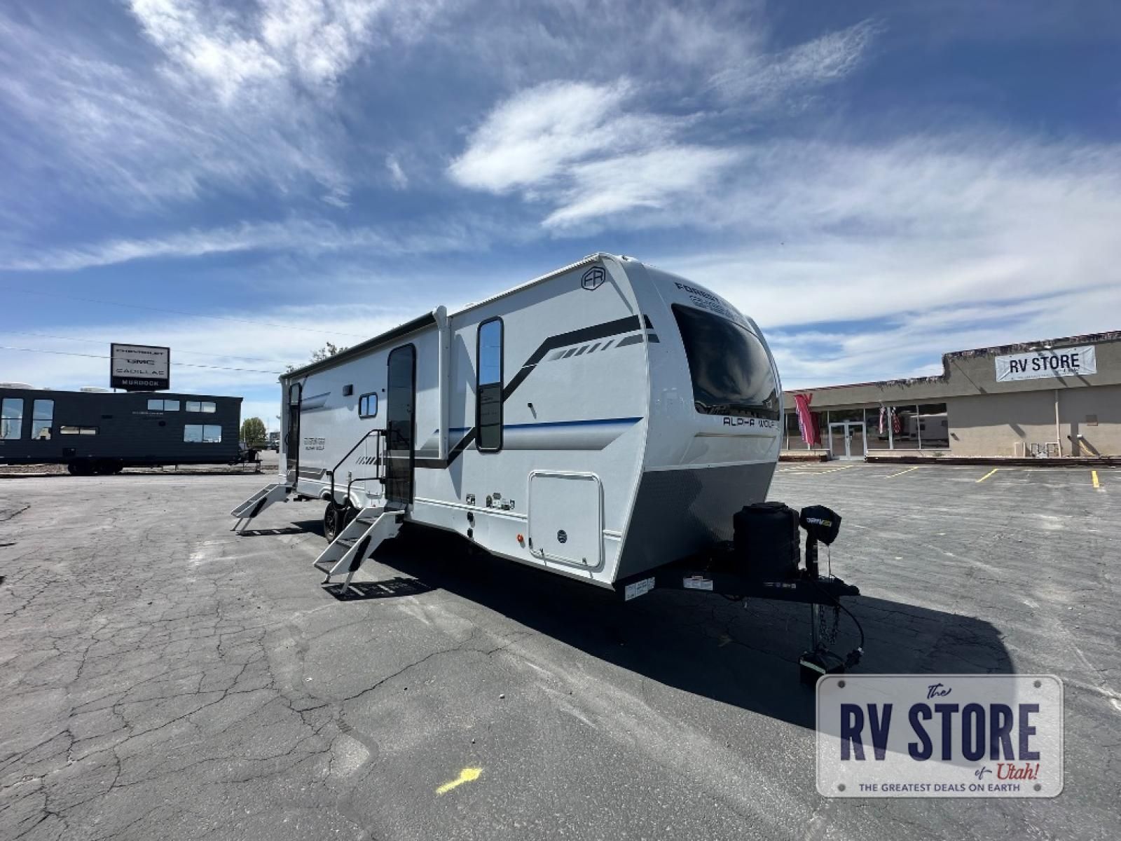 2026 Forest River RV Cherokee Alpha Wolf 26DBH Bunkhouse|Front Bedroom|Outdoor Kitchen|Two Entry/Exit Doors|U Shaped Dinette