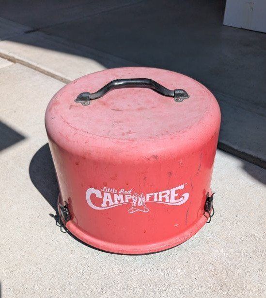 Camco Little Red Campfire