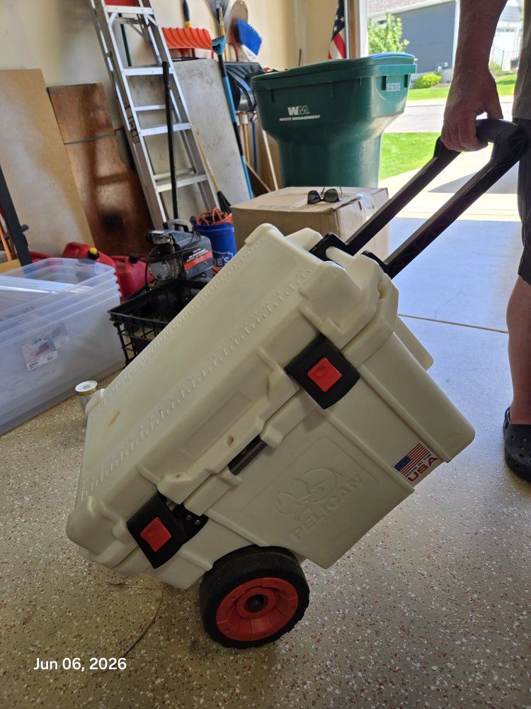 Pelican Elite 45 Qt on Wheels