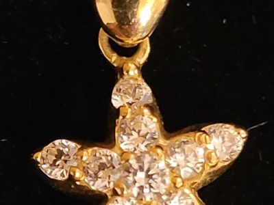 Vintage 14k gold/Cubic zirconium Starfish Pendant
