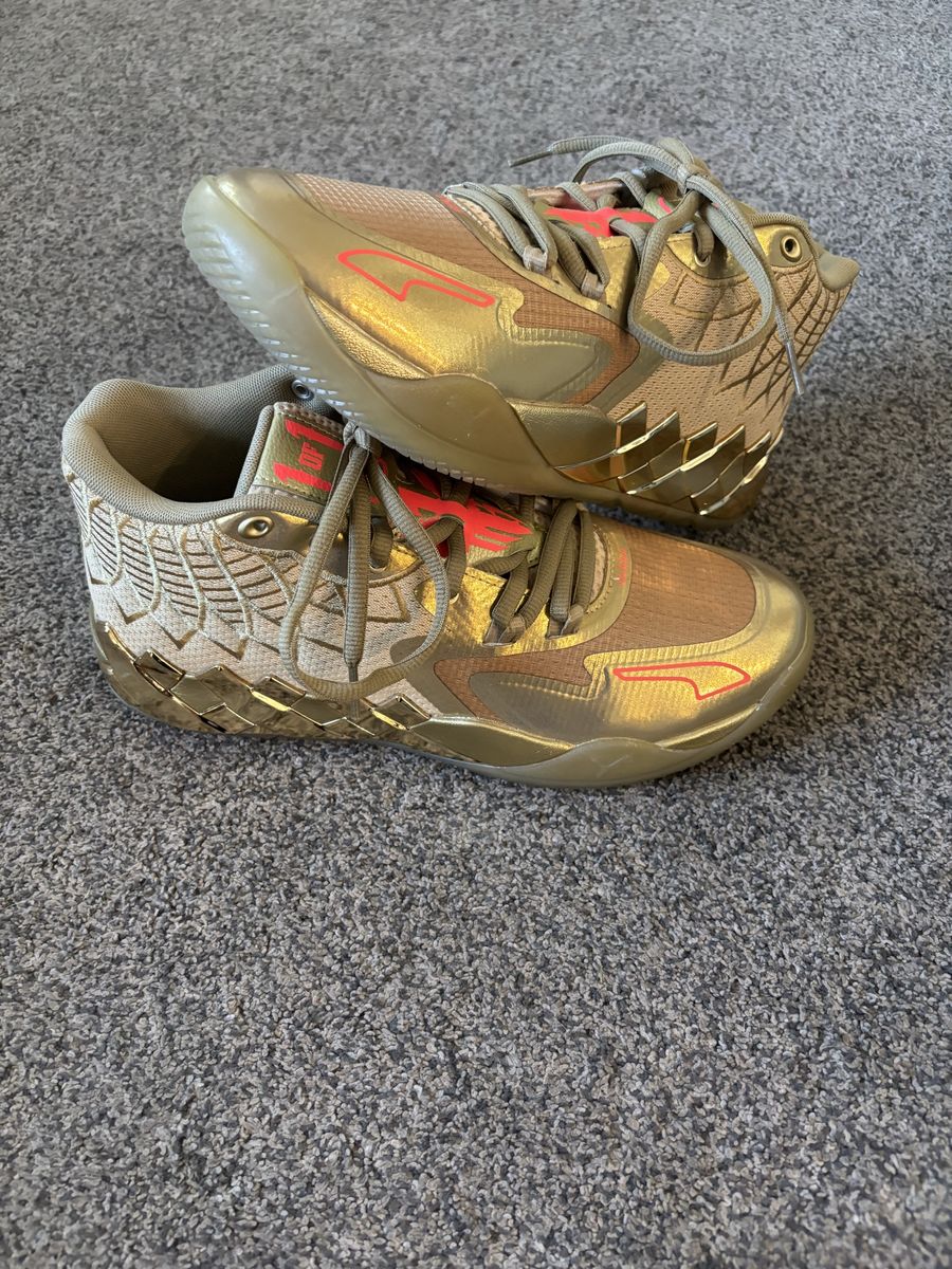 PUMA LaMelo Ball Men’s MB.01 Golden Child Size 10 379223-01
