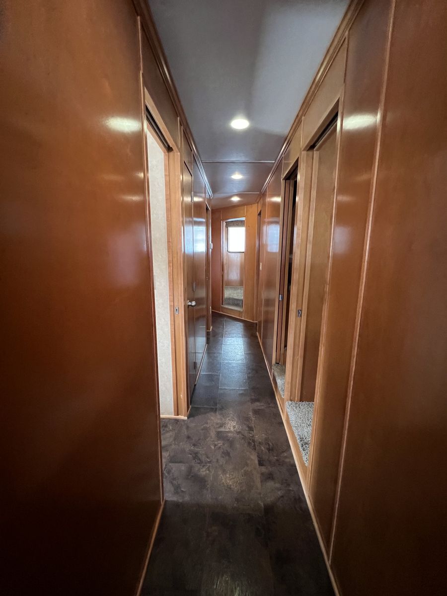 Main image 15