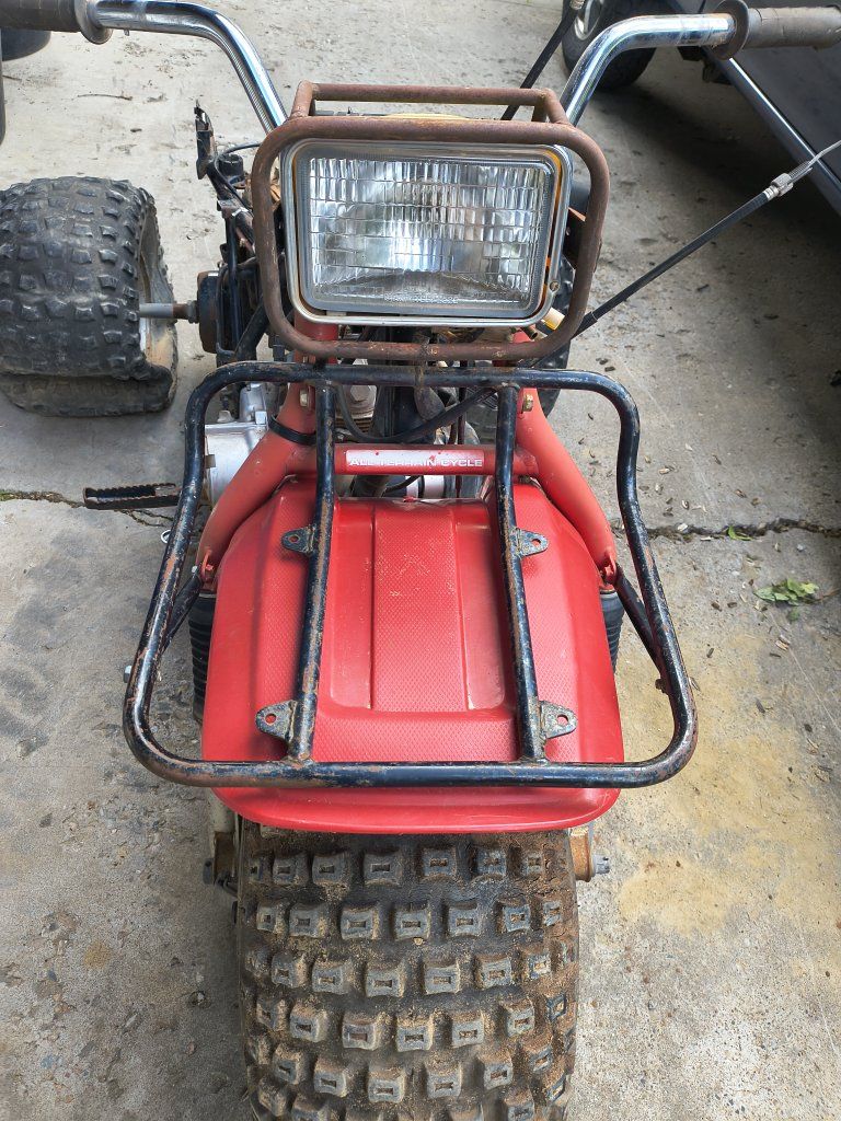 Main image 3