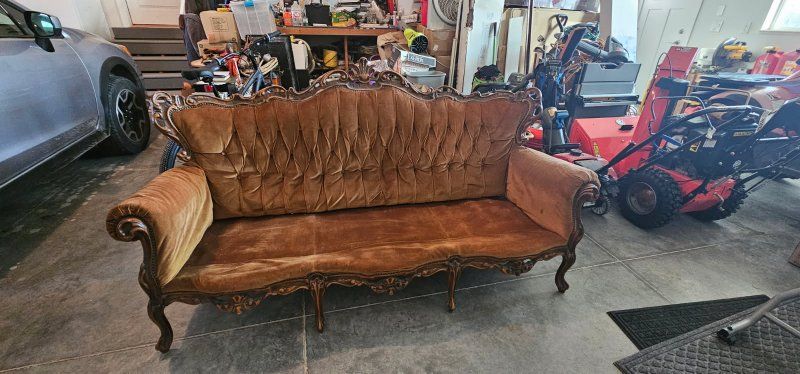 Vintage Ornate Carved Wood & Velvet Sofa/Couch - Brown/Gold Tufted 3-Seater Loveseat