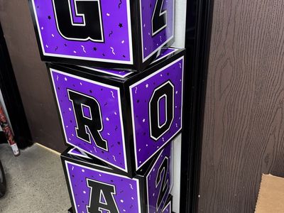 Purple Graduation Decorations
