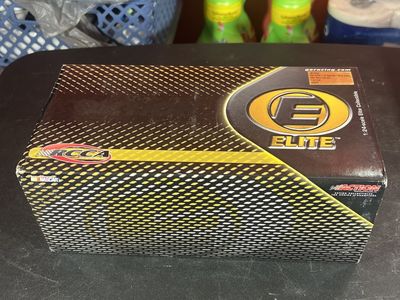 ACTION NASCAR ELITE Jeff Gordon #24 Dupont 2001 Monte Carlo 1:24 Scale Diecast - Las Vegas Win Raced