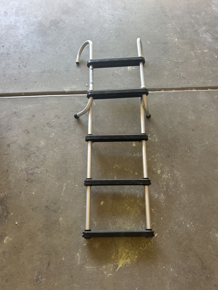 Universal Marine 5-Step Boat Ladder - Aluminum & Plastic, Compact Design