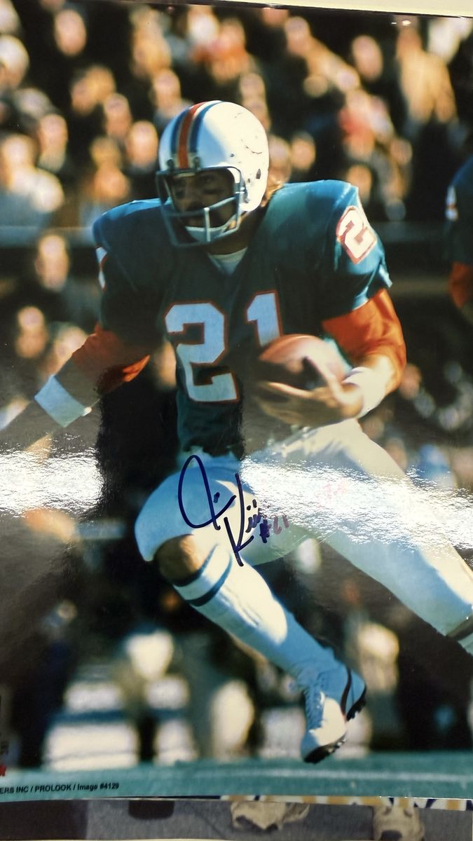 Autographed 8x10 photos