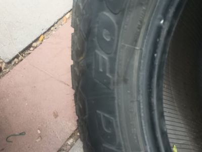 LT 275/70 R18