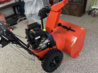 Ariens Deluxe 28.0-in Two-stage 254-cc Self-propelled Gas Snow Blower