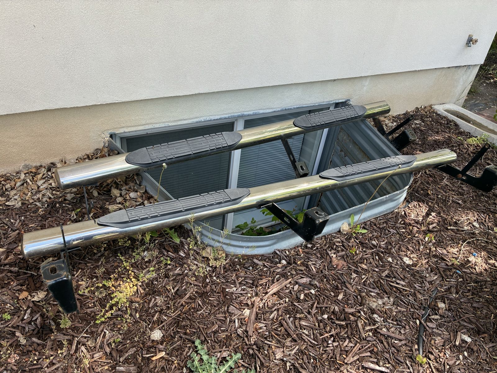 Stepping Boards for Truck