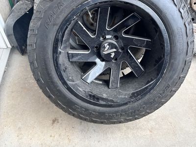 Back Country A/T2 LT285/60R20 All-Terrain Tire on Black KMC XD Series Wheels all 4