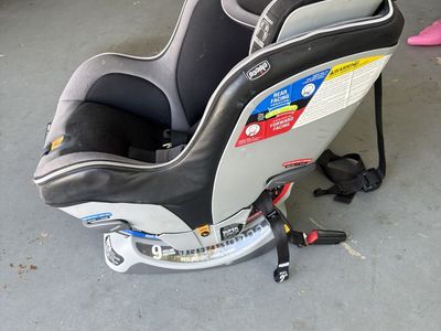 Chicco Nextfit Zip Convertible Car Seat Carseat