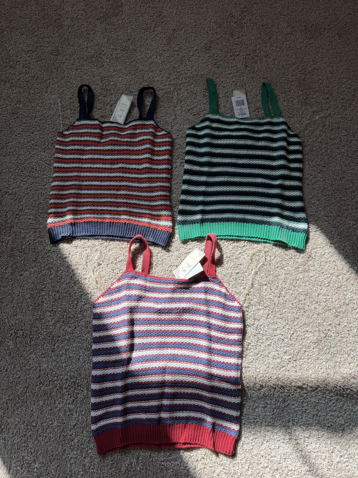 BNWT It's Our Time Knit Camisoles 3pk women's size S, Comfortable layering