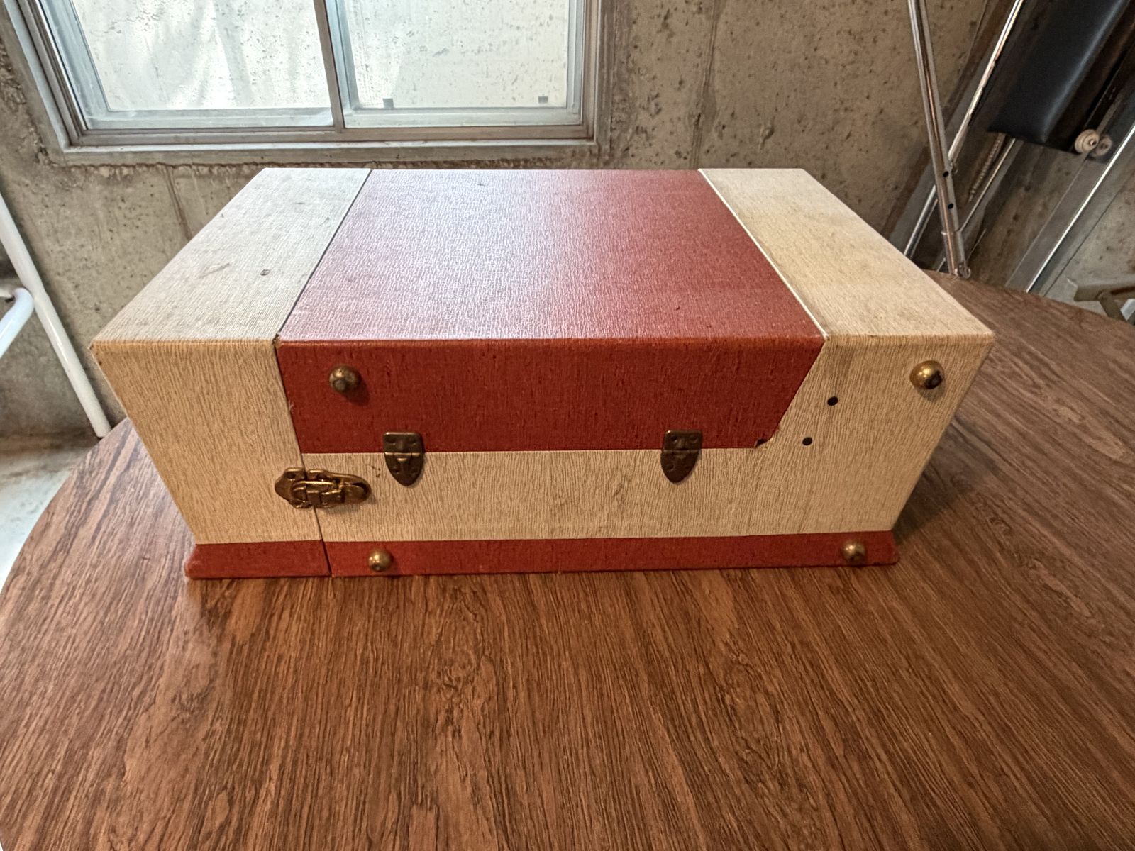 Main image 10