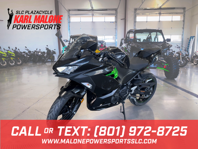 2023 Kawasaki Ninja 400 Metallic Magnetic Dark Gra