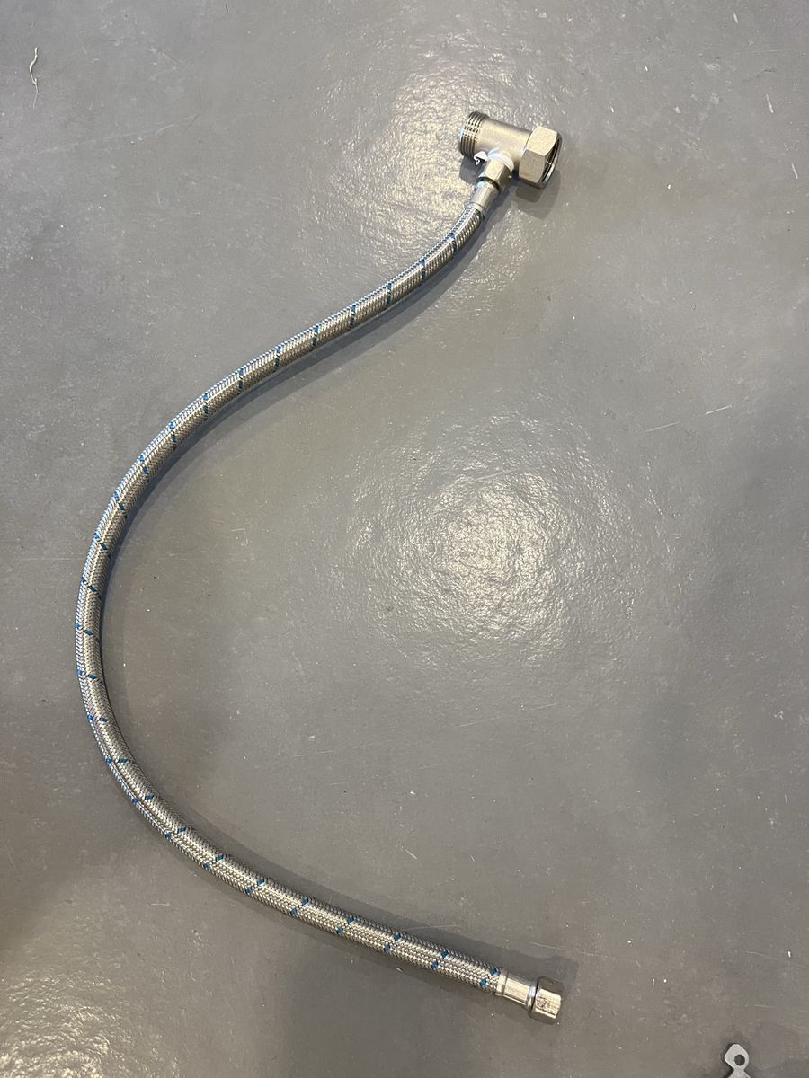 Toilet line and fitting for bidet 