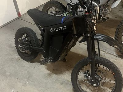Tuttio Electric Dirt Bike - Black, Used