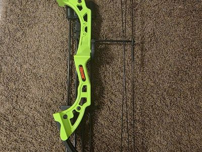 Bear Archery Youth Compound Bow - Neon Green with Quiver and Arrows