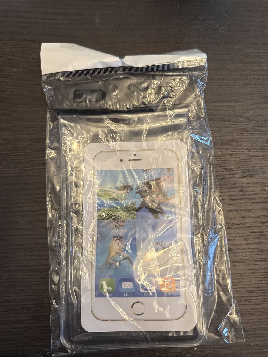 Universal Waterproof Phone Pouch Dry Bag - For iPhone & Android, Clear, New in Packaging