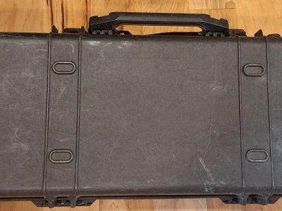 Pelican 1750 Protector Long Case
