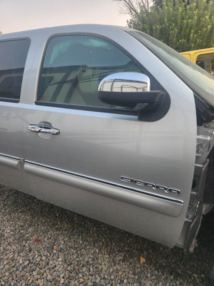 2013 GMC Sierra Front Driver Door Assembly - Silver with Mirror & Trim