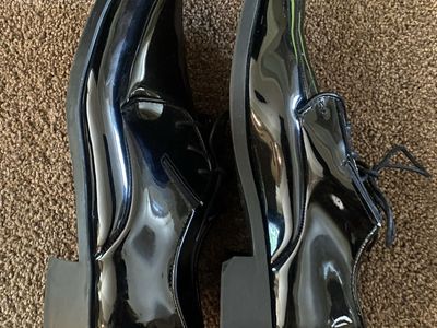 Patent leather dress shoes! Size 11 D