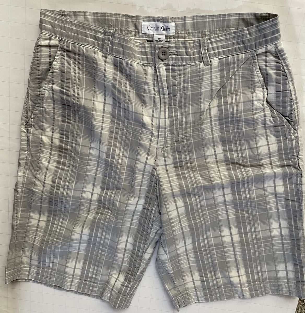 Calvin Klein Men's Plaid Chino Shorts Size 30 Gray/White Casual Flat Front