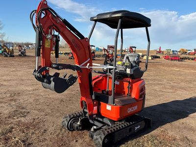 New 23HP Mini Excavator with Hydraulic Thumb.