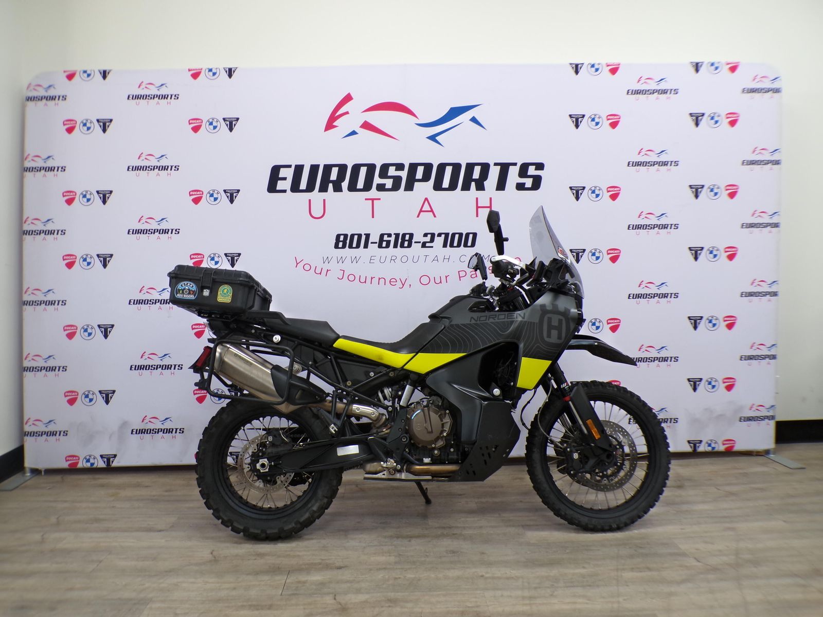 2023 Husqvarna Norden 901