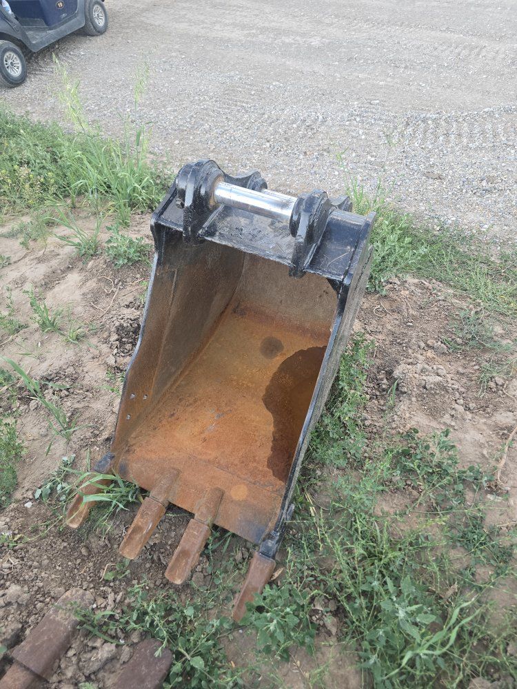 Main image 10