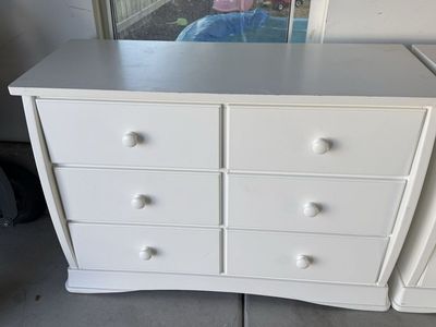Bedroom dresser