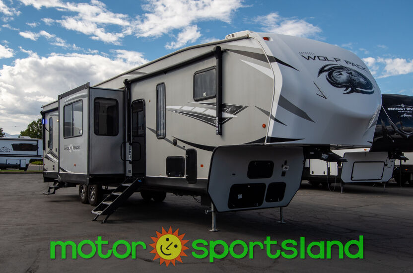 2021 Cherokee Wolfpack 355 P14 Toy Hauler Garage Rear Living Room Outdoor Kitchen