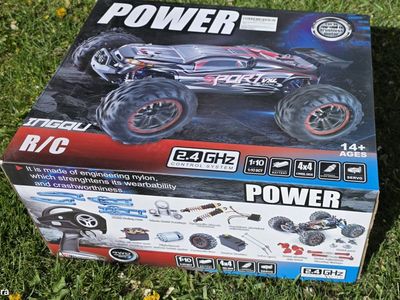 1:10 Large Size 4WD High Speed RC Monster Truck.