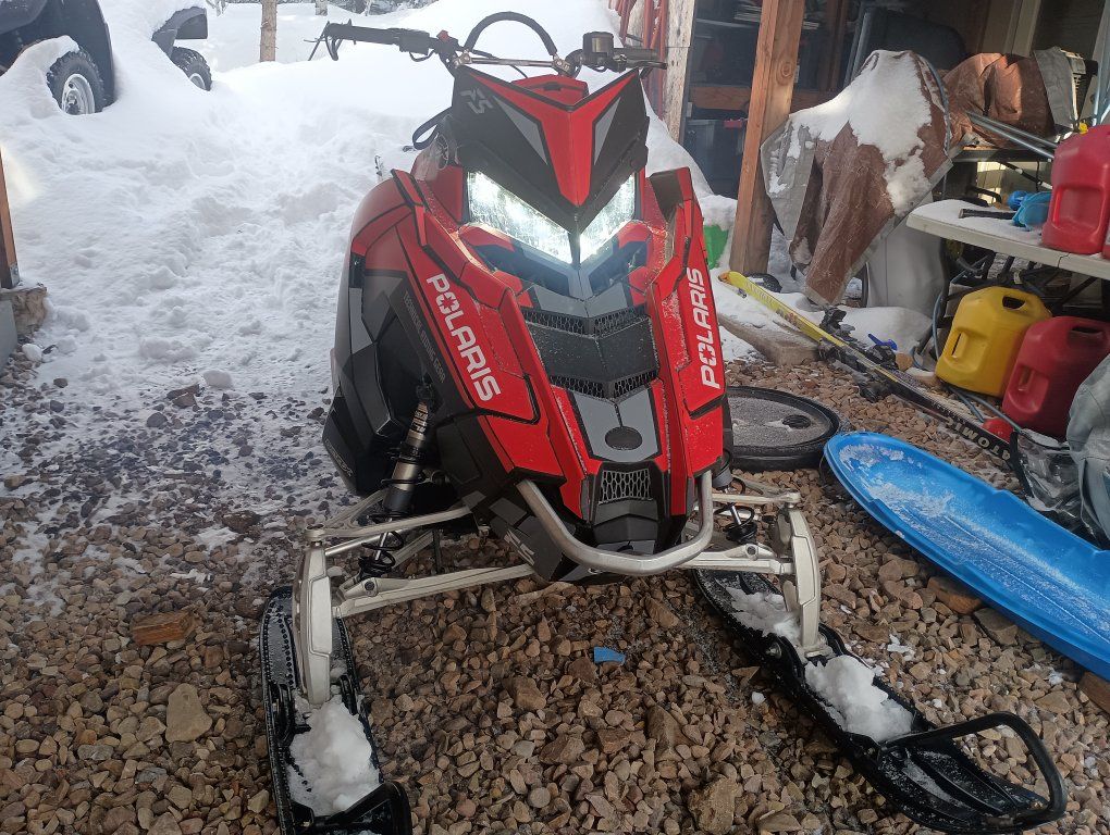 Polaris snowmobile khaos 850 174 track.