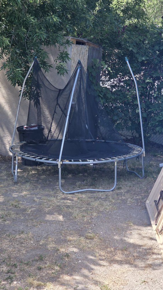 Round Trampoline