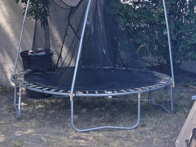 Round Trampoline