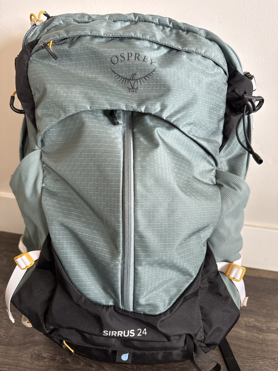 Like New Osprey Sirrus 24