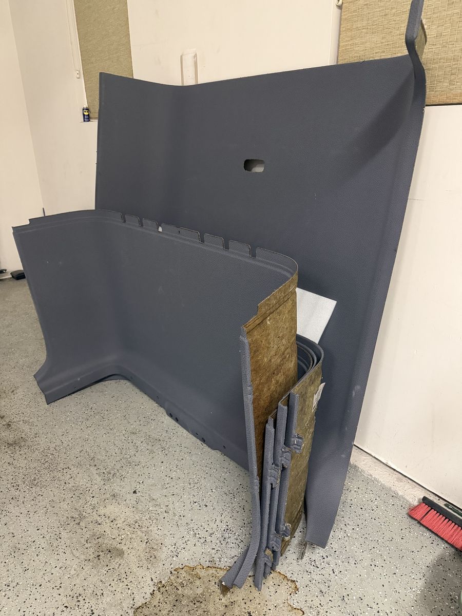 Mercedes Benz Sprinter 2500 170 WB Used Van Wall Panels & Interior Trim - Gray/black