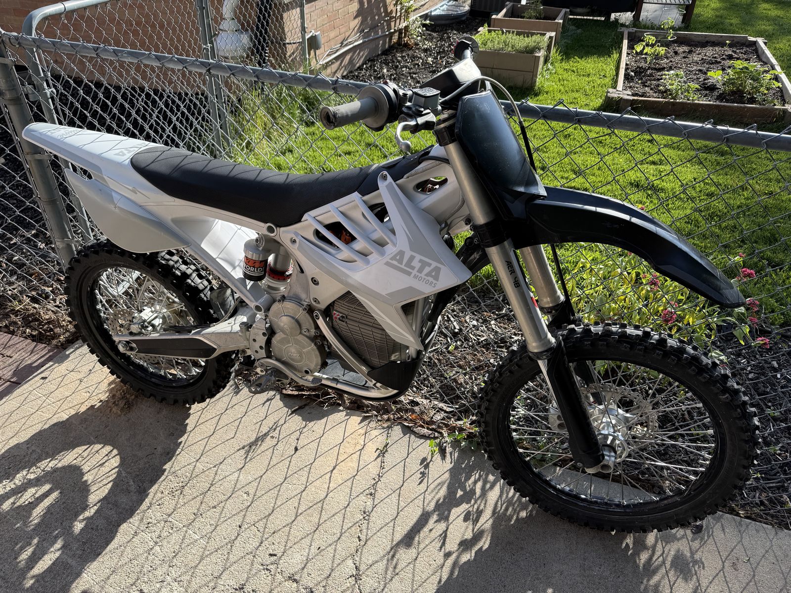 Alta Motors Redshift MXR 50HP Electric Full Size Dirt Bike Motorcycle