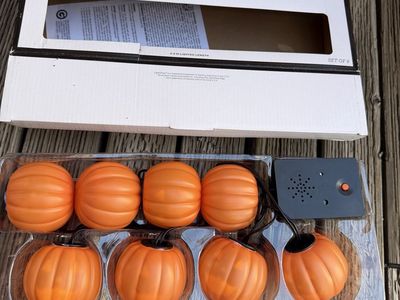 Spooky Moods Musical Jack-O-Lanterns Light String Set of 8 Halloween