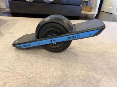 Future Motion Onewheel Pint X Electric Skateboard with only 150 miles