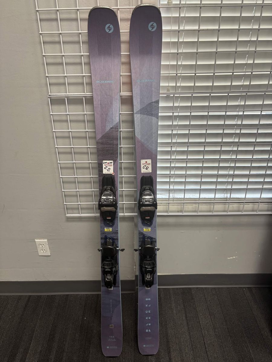 Lightly Used Blizzard Black Pearl 88 158cm Skis w/ Marker 11 TCX Bindings