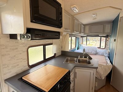 Ford E350-Jamboree Searcher Mini