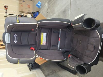 Graco Car seat and Bokster!!