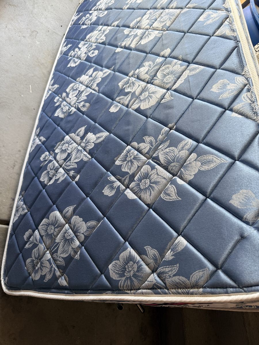 Twin Mattress 