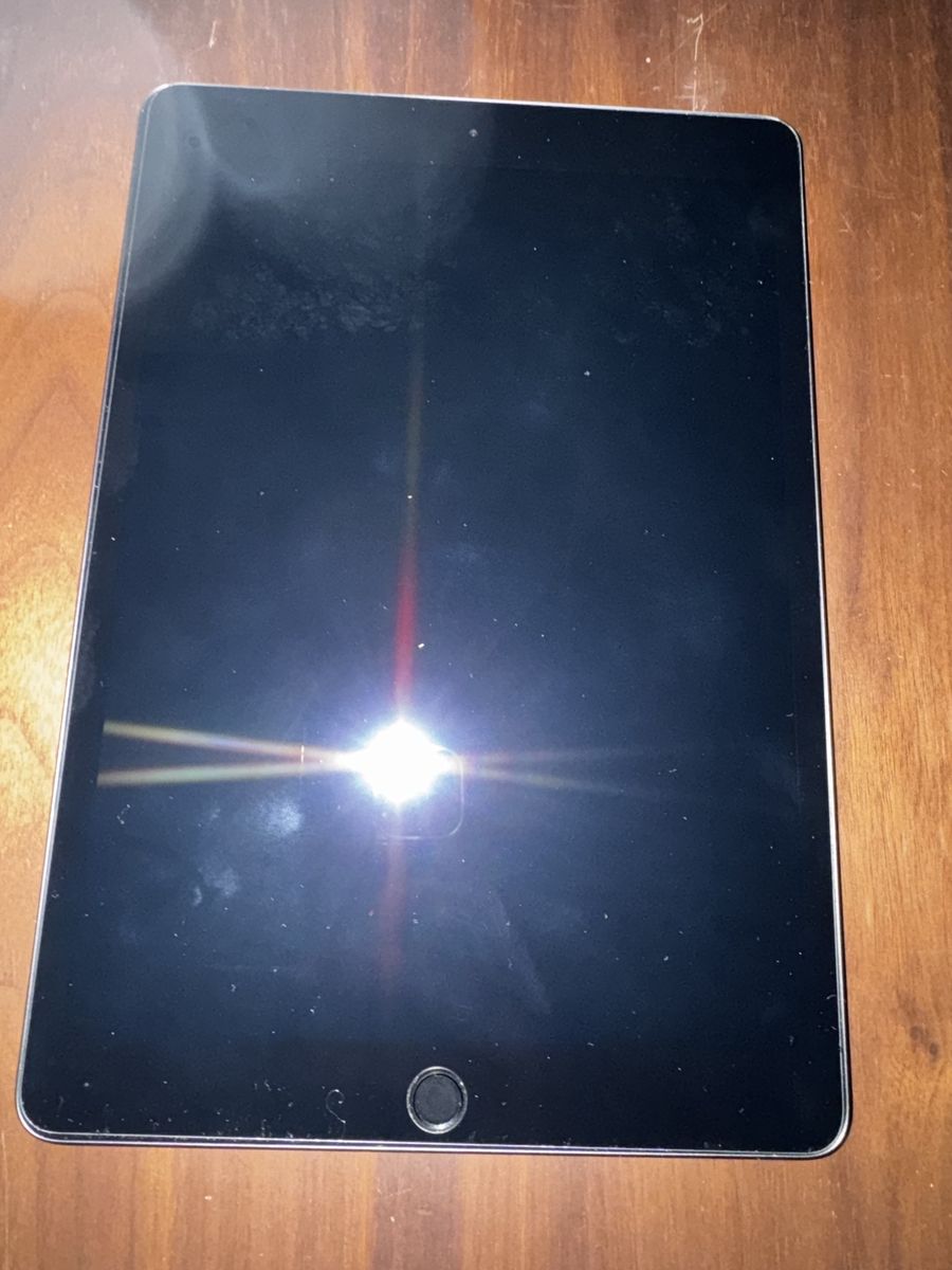 iPad 9th Generation 10.2" 256GB WiFi only