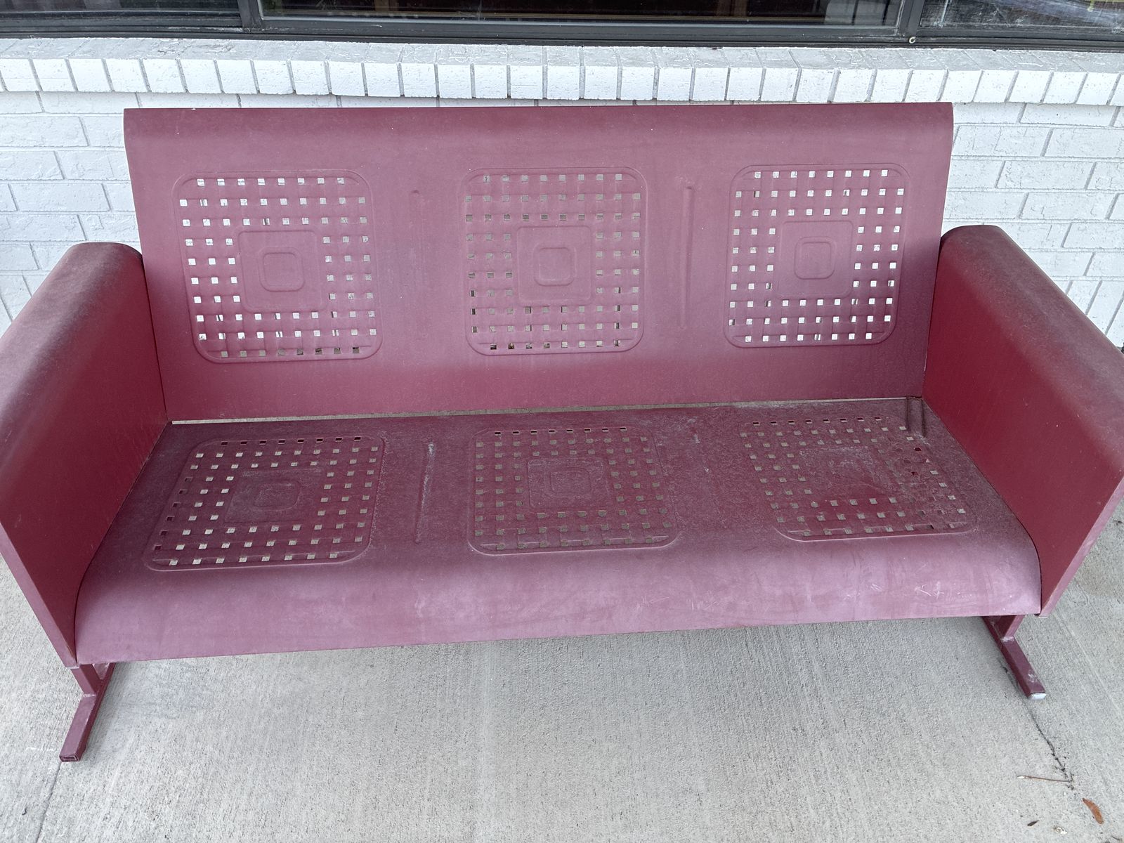 Metal Outdoor 3 Person Glider Bench