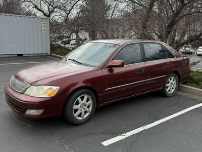 2001 TOYOTA AVALON